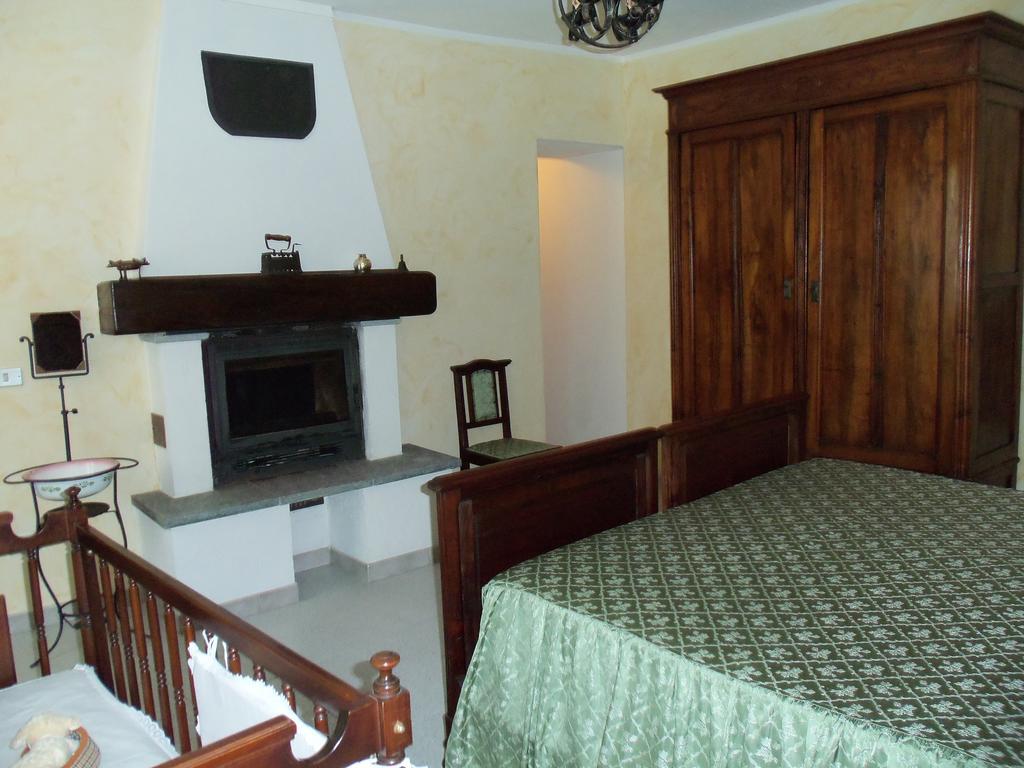 Вилла Casa Dei Ciliegi Castell'Alfero Номер фото